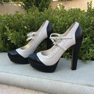 LC Lauren Conrad Pin-up Wingtip Oxford heels